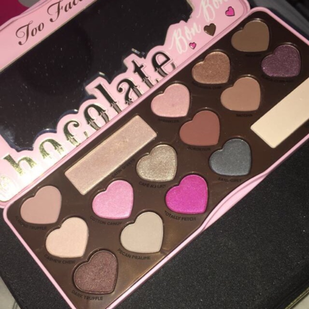 BRAND NEW too face pallet